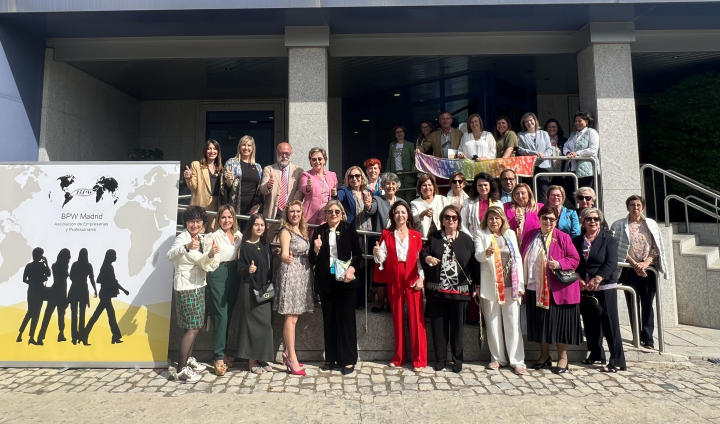 BPW visita Servicios Centrales