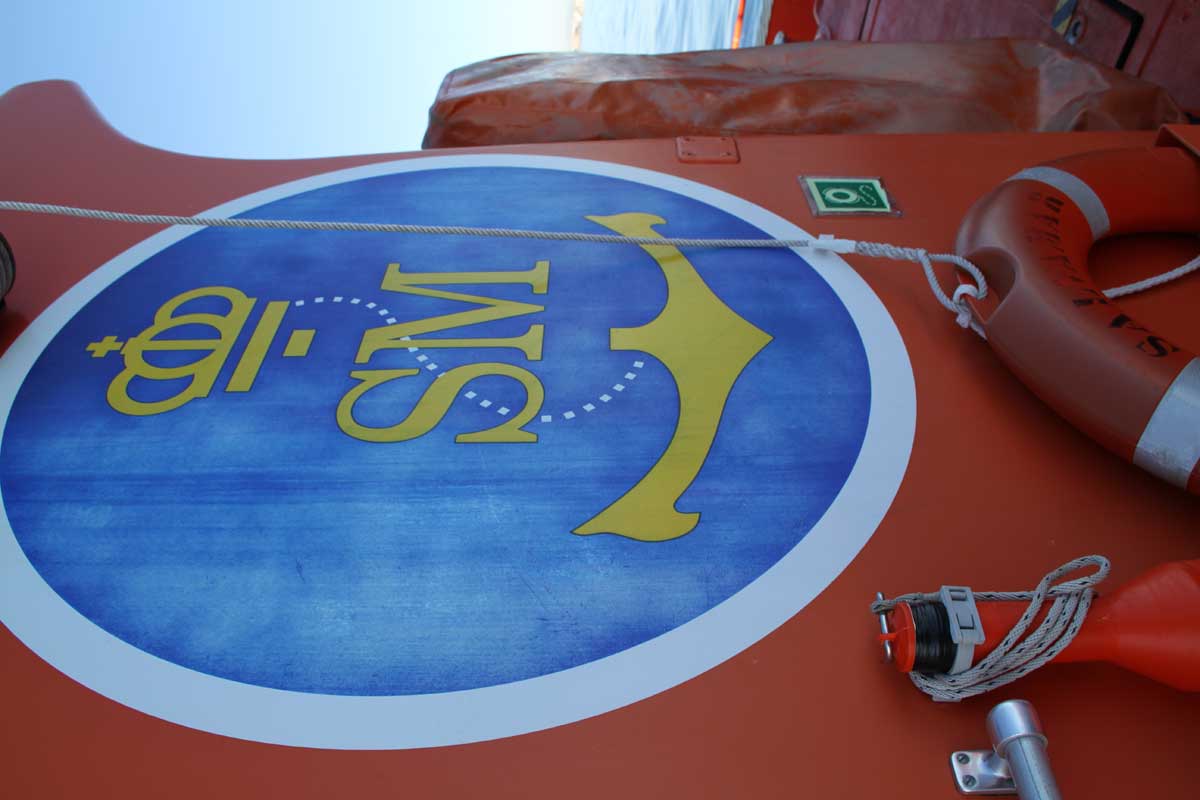 Logo de Salvamento Marítimo de un barco